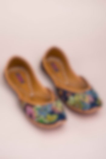 Indigo Floral Handcrafted Juttis by Kasually Klassy